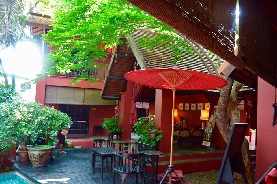 Tri Yaan Na Ros Colonial House Hotel 4*